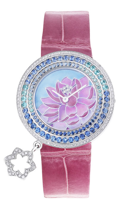 Van Cleef & Arpels Charms Extraordinaire Lotus