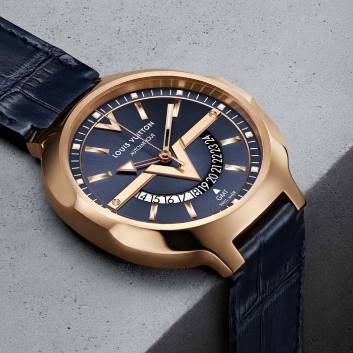 Louis Vuitton Voyager GMT - Luxois