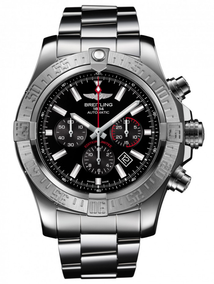 Breitling Super Avenger 01 Boutique Edition Luxois