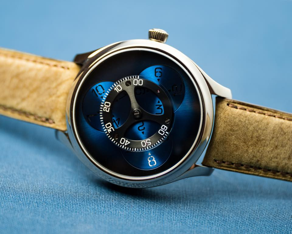 H. Moser & Cie Endeavour Flying Seconds