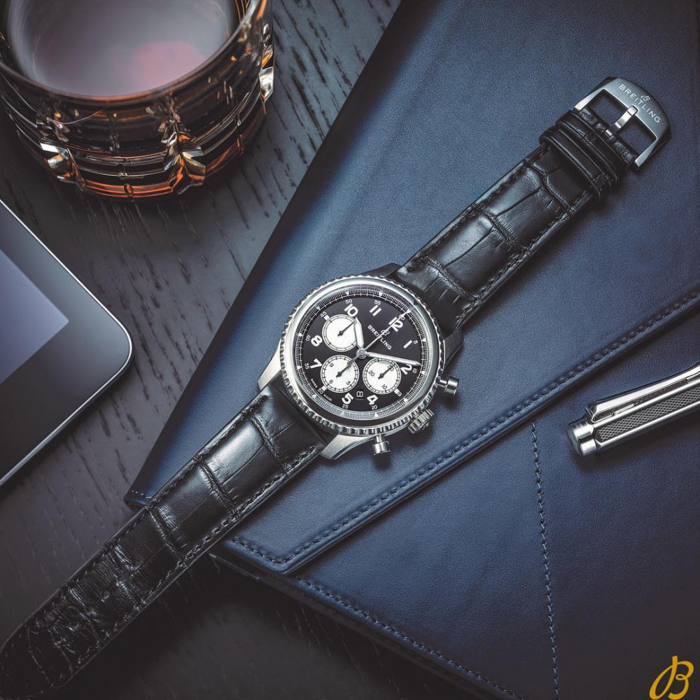 Breitling Navitimer 8 B01