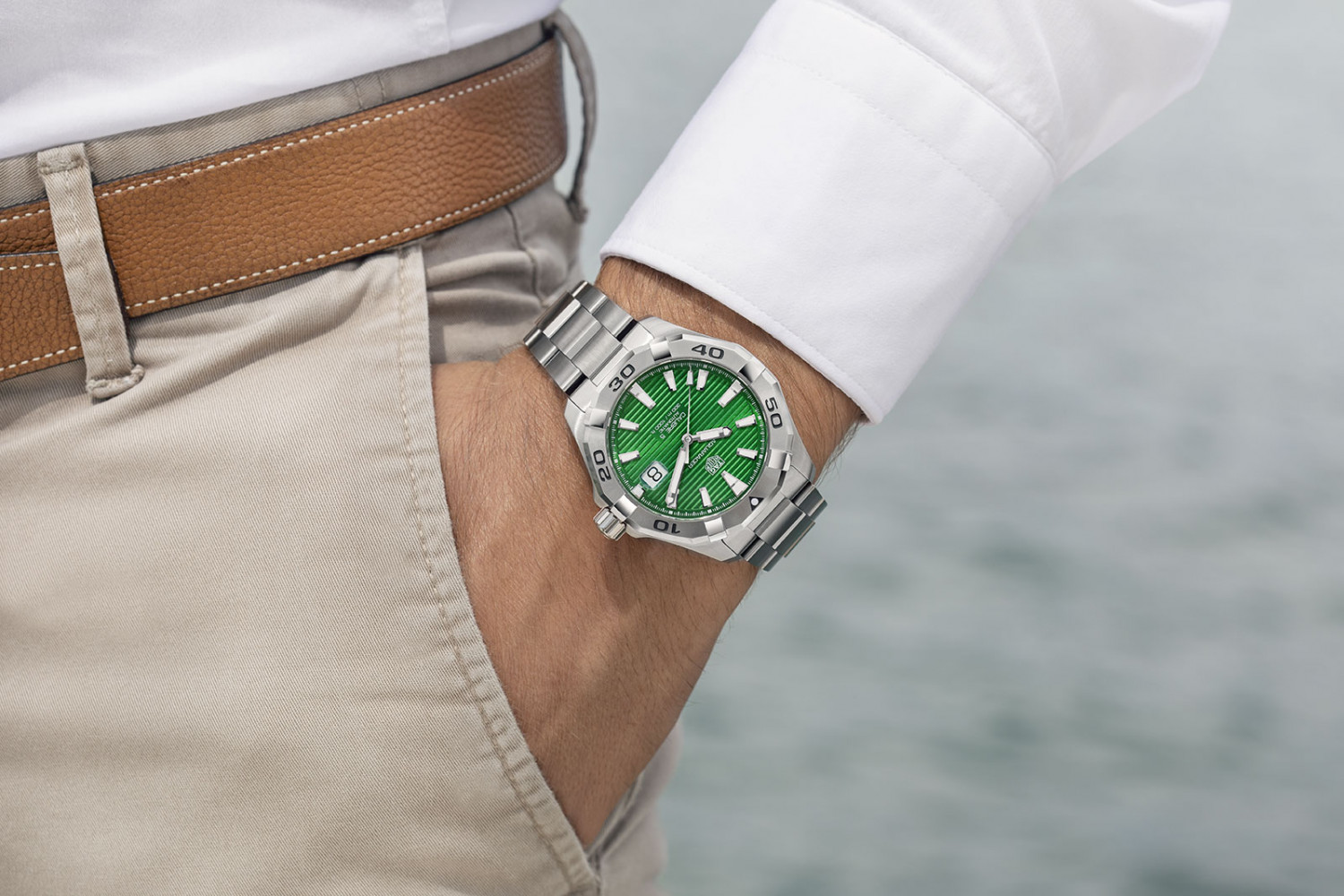 TAG Heuer Aquaracer Emerald Green Luxois