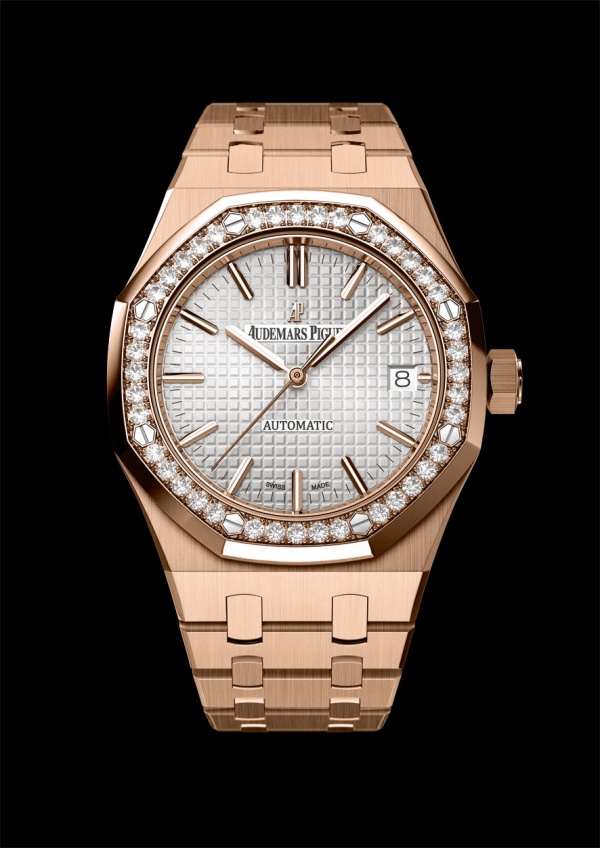 Часы royal oak женские. Audemars Piguet Royal Oak Diamonds. Audemars Piguet Royal Oak Gold. Часы Audemars Piguet Royal. Audemars Piguet Royal Oak 37.