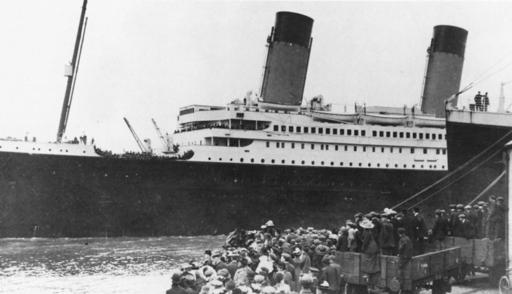 Titanic leaving Southhampton
