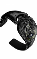 Urwerk UR-106 Diamonds Division UR-106 Black Lotus
